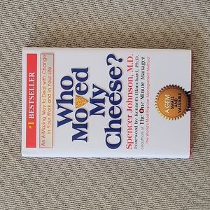 Hardback "who moved my cheese" by Spencer johnson